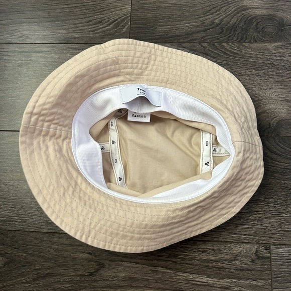 TNA Bucket Hat NWOT - Picture 2 of 5